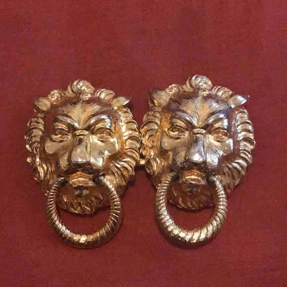 Vintage | Accessories | Vintage Dotty Smith Gold Double Lion  display picture 2
